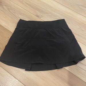 Black lululemon skirt